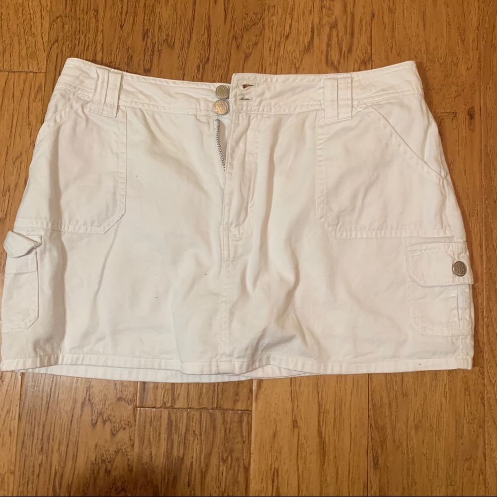 white skort
